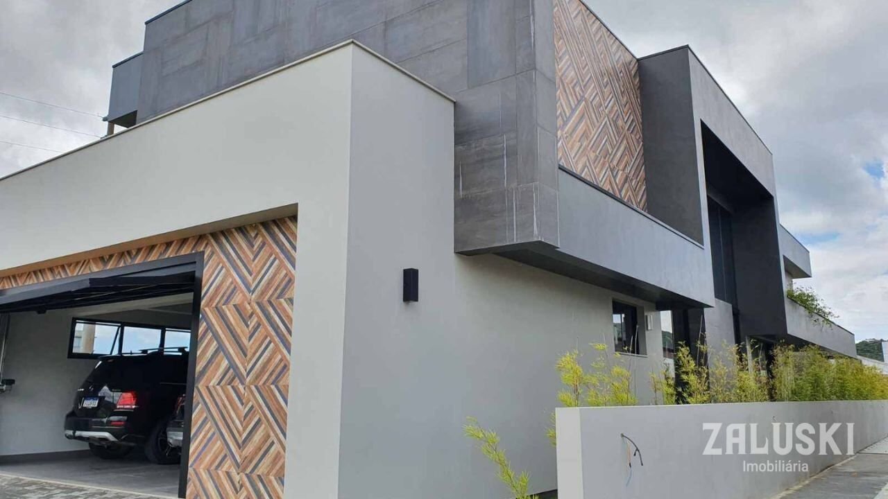 Apartamento Luxuoso